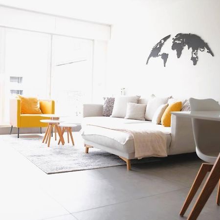 Charming Modern 2 Bedroom Apartment Alzingen Εξωτερικό φωτογραφία